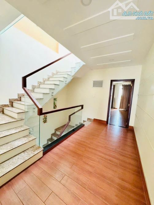Chỉ 22 Tỷ-Nhà 1 Hầm 4 Tầng DT:80m2(4mx20m) Đường Rộng 32m,An Phú-An Khánh,Quận 2 - 3