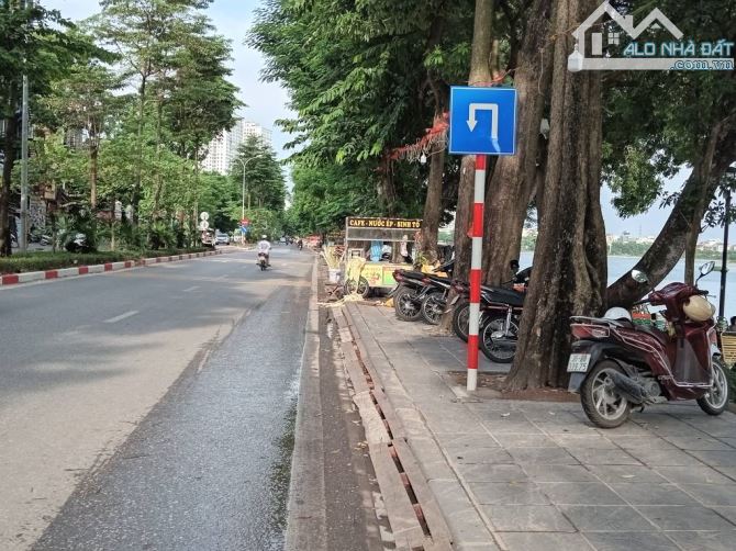 Bán nhà mặt Nguyễn Hữu Thọ lô góc phù hợp xây tòa building siêu vip, 400m2 MT 21m, 132 tỷ