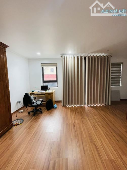 BÁN NHÀ NGUYỄN VĂN TRỖI, THANH XUÂN, GẦN PHỐ, ÔTÔ ĐỖ, NHÀ ĐẸP GARA 105M2X5T - MT GẦN 4.5M. - 3
