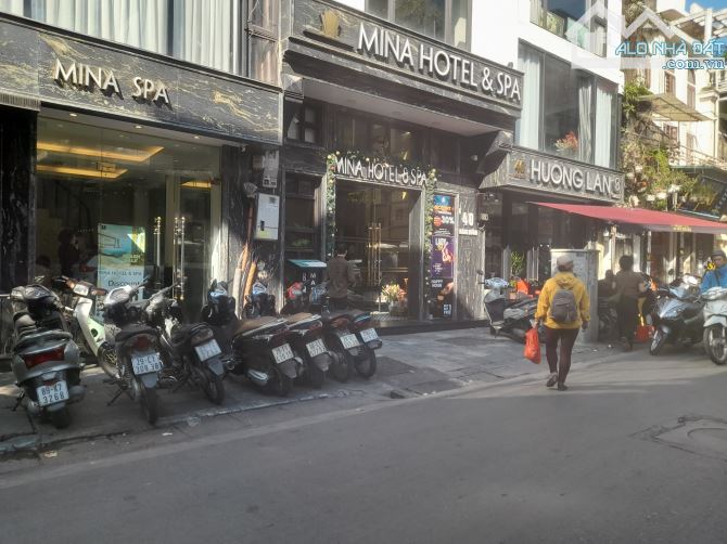 Mặt phố Hàng Buồm 486m2, Mặt tiền 15,1m, Giá 210 tỷ * đầu tư có lãi ngay 925 tỷ ngon ơ ** - 3