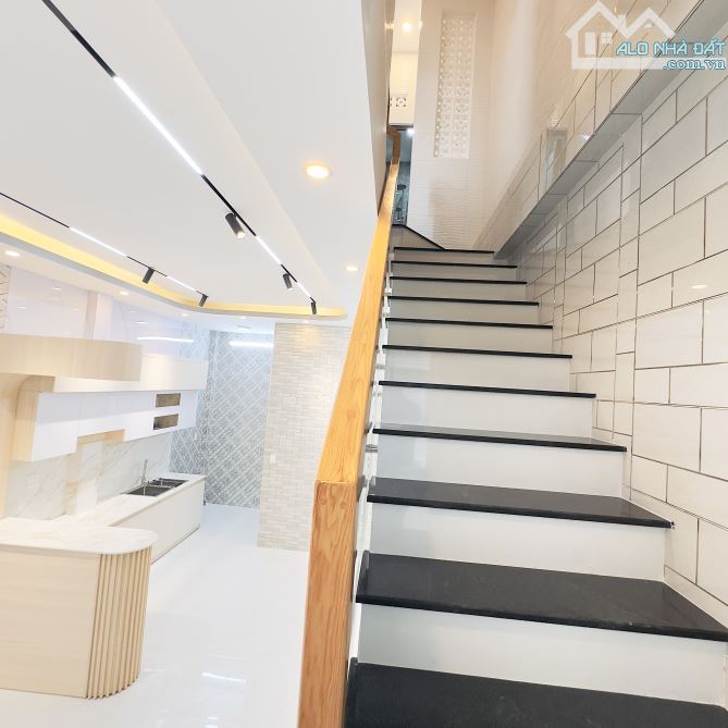 NHÀ TRỆT LẦU XÂY MỚI HẺM 218 Đ.NGUYỄN THÔNG LỘ Ô TÔ 5M TỚI NHÀ THOẢI MÁI-AN THỚI CŨ, TP.CT - 3