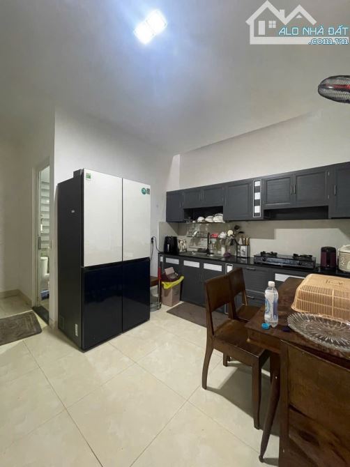 BÁN NHÀ MẶT TIỀN ĐỖ NHUẬN VỊ TRÍ ĐẸP GẦN HÀ HUY TẬP 👉Diện tích: 4,7 x26❌Giá 4,85tỷ - 3