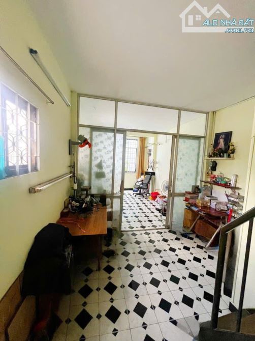 Bán nhà HXH quận 10, gần Nguyễn Tri Phương,4 Tầng,58m2, ngang 6.8m, 8Pn,TN 20tr/th,10.x Tỷ - 3