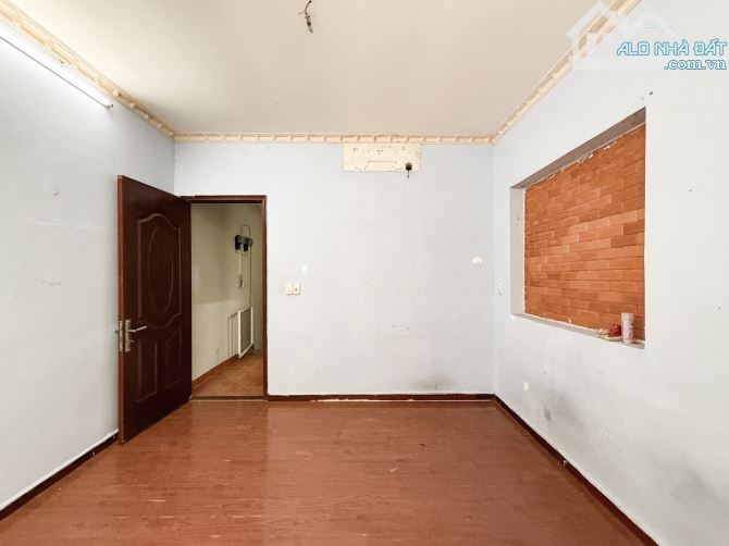 4 TẦNG BTCT • SÁT MẶT TIỀN BÙI ĐÌNH TUÝ • 34M²  • 5.2 TỶ TL - 3