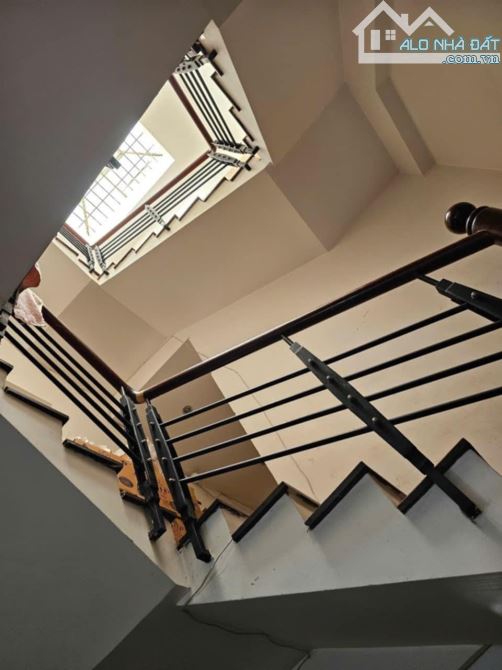 Bán nhà đẹp 3 tầng,ô tô đỗ ngày đêm .Tân Thuận,Quận 7.Giá 13.5 tỷ. - 3
