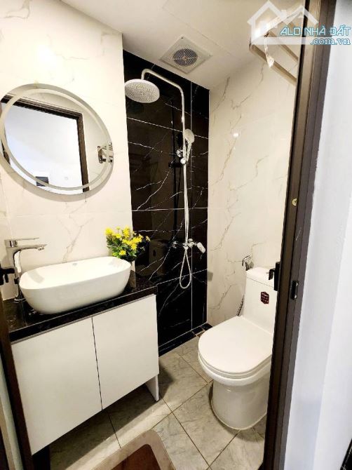 BÁN NHÀ HÀN THUYÊN-LÒ ĐÚC CHỈ VIỆC XÁCH VALI VỀ Ở - 3