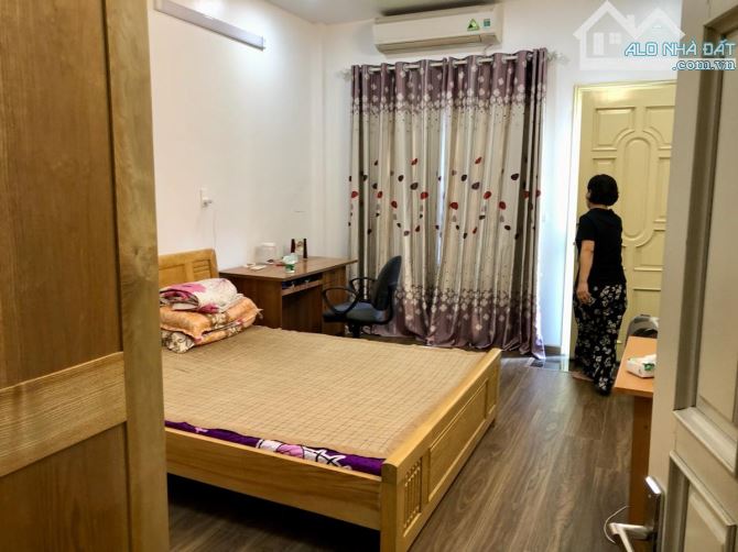 bán nhà bồ đề - long biên - ngõ thông - 54 m2 - 4 tầng - giá 13.5 tỷ . - 3