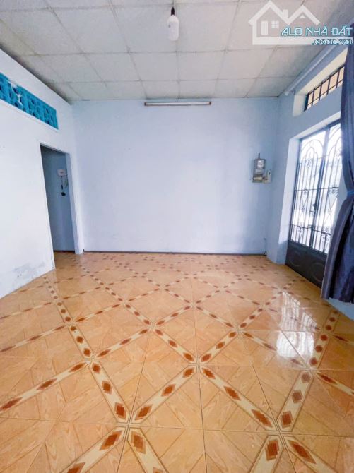 Bán nhà  cấp 4 Phường thống nhất Biên Hòa Đồng Nai DT 143m2 Giá 3ty650 - 3