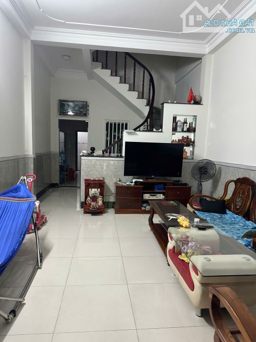 Bán nhà hẻm xe hơi 8m, đặc biệt view công viên tại Đường Số 28 ( Nguyễn Oanh), Phường 6 GV - 3