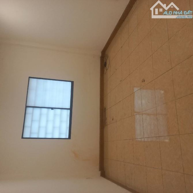 HOT, BÁN GẤP NHÀ BTCT PHẠM THẾ HIỂN [P1, Q8] DT 56M2 (3.8 X 16.2) 2T, 2PN, 3WC CHỈ 6.8 TỶ - 3
