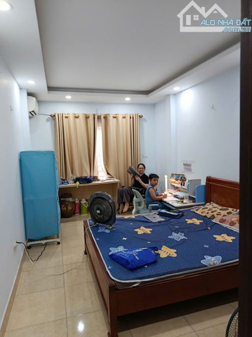 Phân lô đường Cầu Giấy 45m² 5 tầng giá 12 tỷ đầu tư tốt - 3