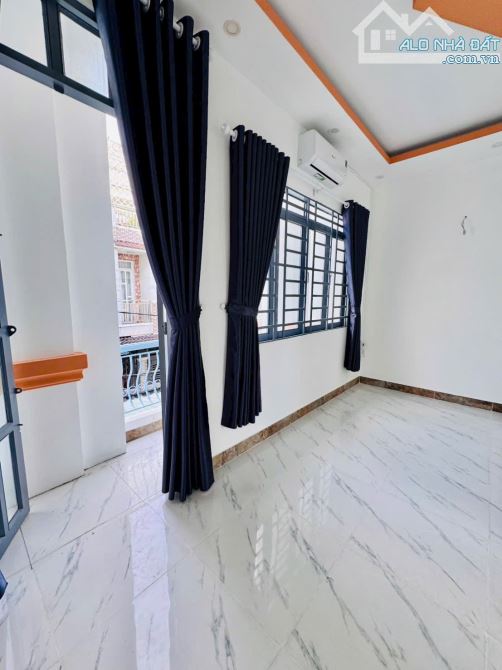 Nhà xe hơi né 4 phòng ngủ thạnh Lộc 16 - 3