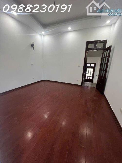 Bán nhà Lĩnh Nam - 45m2 - 6 tầng - dòng tiền tầm 30tr tháng - có lắp phòng cháy chữa cháy - 3