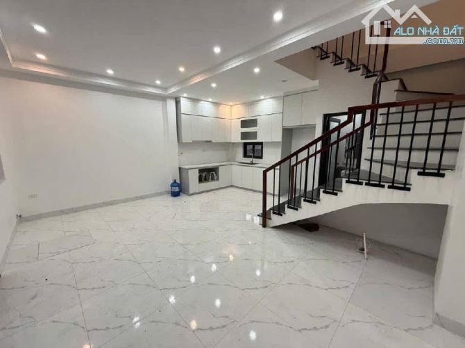 Bán nhà Giang Chính – Biên Giang, Hà Đông Diện tích 43m², xây 3.5 tầng kiên cố, thiết kế h - 3