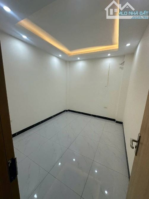 👉 bán nhà phụng châu chương Mỹ sát trường đại học thể dục thể thao- 40m2  xây 4 t - 3