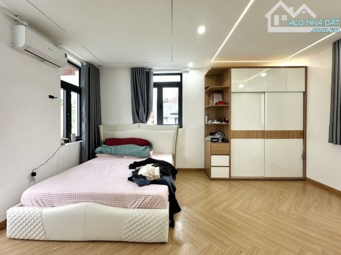 BÁN NHÀ HẺM VẠN KIẾP - BÌNH THẠNH - 5 TẦNG - 6M × 7M - 8.X TỶ - HĐT 25TR - 3