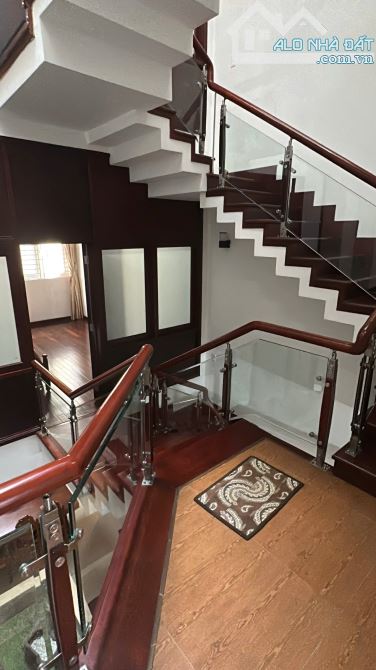 Cho thuê nhà 4.5 tầng Phan Đăng Lưu giá 25tr/tháng 5x20=100m - 3