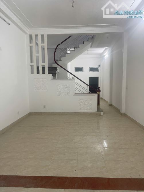 🏡 BÁN NHÀ 3 TẦNG HAI MẶT TIỀN– TRỤC CHÍNH HẢI THƯỢNG LÃN ÔNG, THANH HOÁ CHỈ 4,X TỶ - 3