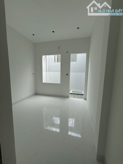 Cần bán nhà hẻm rộng, cạn Hàn mặc tử - 3