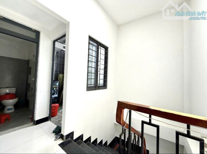 CHUYỂN NHƯỢNG NHÀ 3 MÊ 40m2 N:5,17m, HẺM CẠN SAU MẶT TIỀN MỘT CĂN THANH NIÊN, QUI NHƠN. - 3