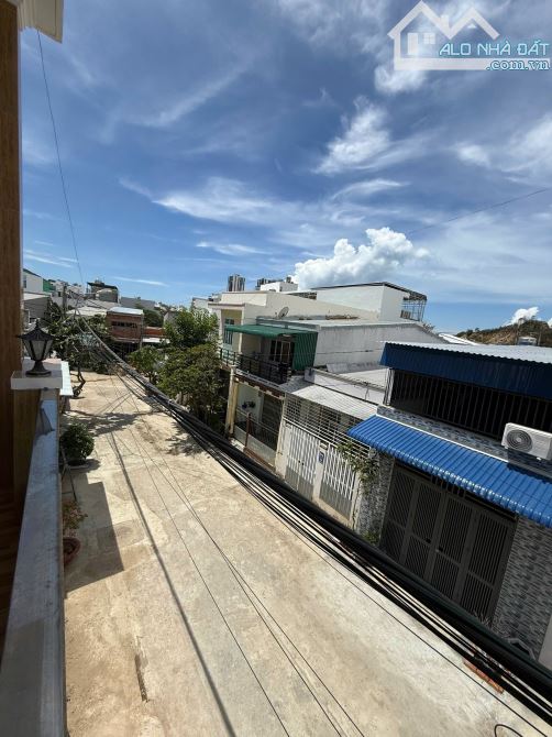 BÁN NHÀ 1 TRỆT 1 LẦU – KHU DÂN CƯ ĐƯỜNG ĐỆ, VĨNH HÒA – CÁCH BIỂN 700M giá bán 4,3 tỷ - 3