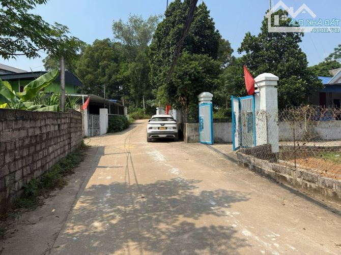 BÁN LÔ ĐẤT+ NHÀ DT 740M, MT 8M NGANG RỘNG.3,7 TỶ. - 3