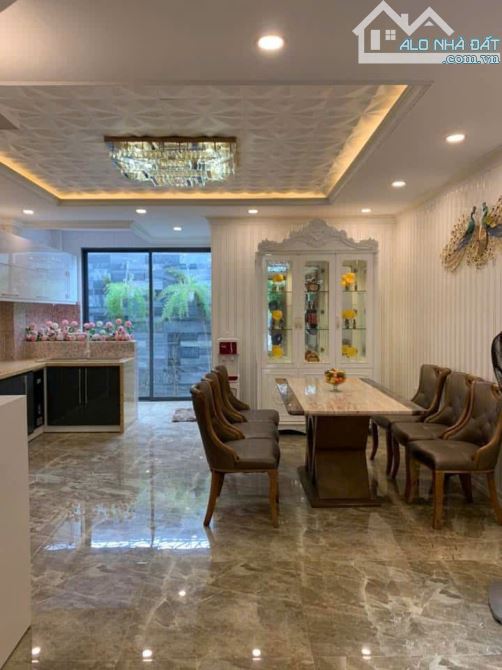 BÁN NHÀ 3 TẦNG MẶT TIỀN ĐƯỜNG NGUYỄN MẬU TÀI,HÒA XUÂN,CẨM LỆ VỊ TRÍ ĐẸP - 3