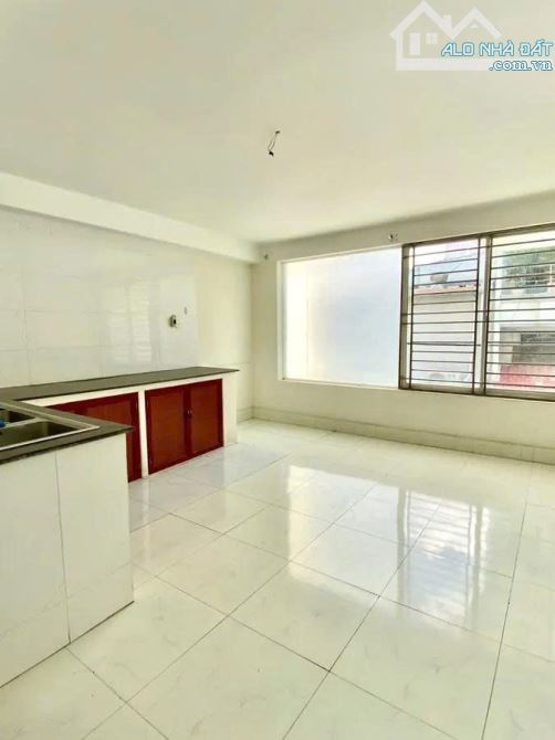 NHÀ BÁN TÂN PHÚ – 5 TẦNG – LÊ TRUNG ĐÌNH – P.TÂN SƠN NHÌ – 32m² (4.05 x 8m)- 4.98 TỶ (TL) - 3