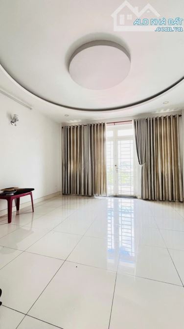 BÁN NHÀ NGUYỄN ẢNH THỦ Q12 - 3 TẦNG 140M2 ( 4.7M X 30M) - ĐƯỜNG 8M - 6.5 TỶ - 3