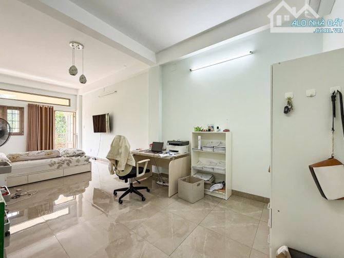 BÁN NHÀ SIÊU VỊ TRÍ 2 MT TRƯỚC SAU – LÝ THÁI TỔ, Q3 - DT: 3.5x22m - 6 TẦNG - GIÁ 24.5 TỶ - 3
