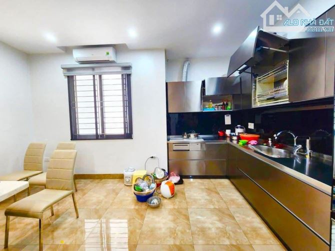 BÁN NHÀ NGÕ 63 TRẦN QUỐC VƯỢNG CẦU GIẤY- NGÕ Ô TÔ THANG MÁY KINH DOANH: DT 100M2 - 29.5 TỶ - 3