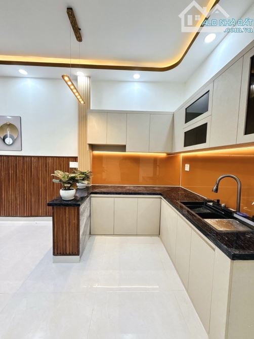 BÁN NHÀ HẺM XE HƠI - GÒ DẦU - 4Mx18M - 2 TẦNG - TẶNG FULL NỘI THẤT - NHỈH 6 TỶ THƯƠNG LƯỢN - 3