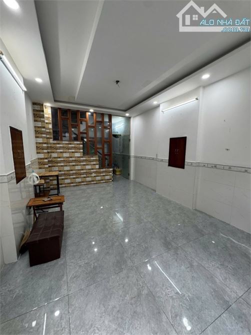 Giảm 300tr! Bán nhà 4x11m, 3 Tầng – Hẻm 8m Phan Huy Ích, Phường 15, Tân Bình – Chỉ 5.2 tỷ - 3