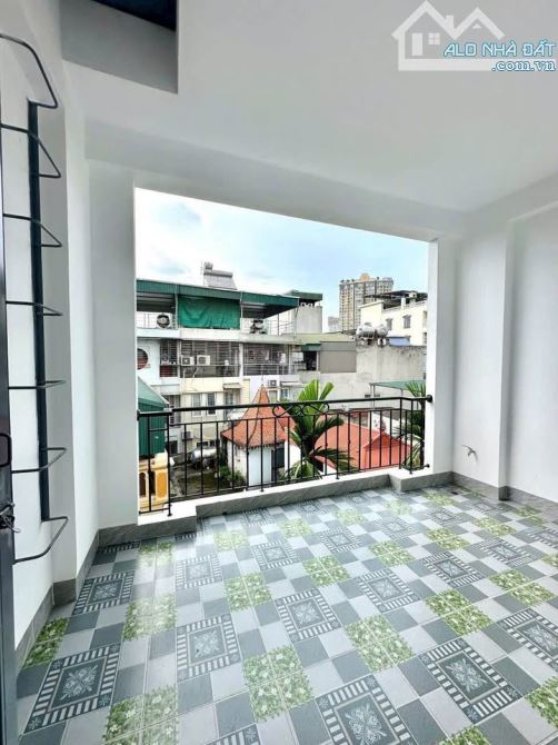 BÁN NHÀ VÕNG THỊ - TÂY HỒ, 30M 5 TẦNG FULL NỘI THẤT GIÁ CHỈ 7.5 TỶ - 3