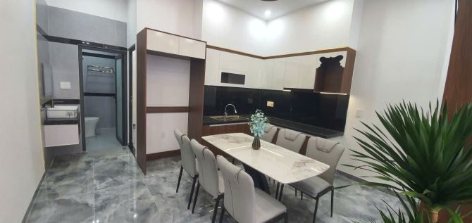 GIÁ QUÁ RẺ ! NHÀ ĐẸP kiệt Ô TÔ đg HOÀNG VĂN THÁI ĐÀ NẴNG, 4,5m x13,7m, 2 TẦNG 3 PN - 3