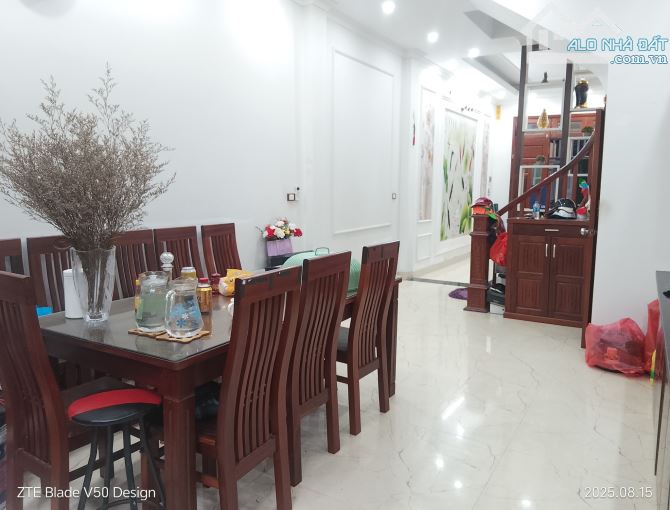 BÁN NHÀ PHÂN LÔ TRẦN BÌNH - CG, 59M2 5T, MT 4M, NGÕ OTO TRÁNH, VỈA HÈ, KINH DOANH. 19.5 TỶ - 3