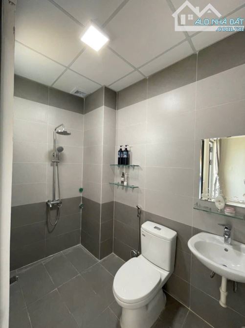 🔥🔥 CƠ HỘI SỐC CHỦ GIẢM SÂU 500 TRIỆU – NHÀ 2 TẦNG MINI CĂN HỘ SÁT BIỂN MỸ KHÊ 🔥 - 3