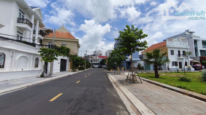 BÁN BIỆT THỰ CÓ HỒ BƠI ( ĐÃ HOÀN CÔNG)_ CÁCH CÔNG VIÊN VÕ THỊ SÁU CHỈ 50 MÉT_ VỊ TRÍ ĐẸP. - 3