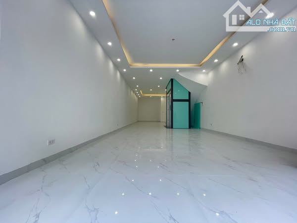 Bán nhà Phố 83m2- 4T- Liền Kề KĐT Văn Khê- Đường 2 ô tô tránh- Thang máy xịn- Nhỉnh 20 tỷ - 3