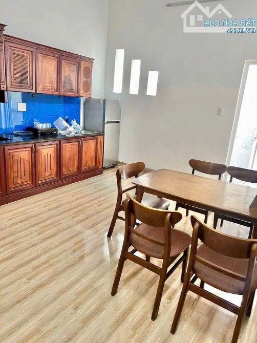 HẠ GIÁ BÁN GẤP NHÀ MẶT TIỀN ĐẶNG VĂN NGỮ GẦN CHỢ ĐÊ - Loctran - 3