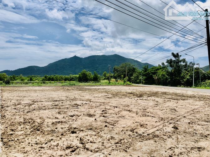 SIÊU ĐẸP- SIÊU VỊ TRÍ-KHU ĐỒNG GIÓ-HỒ SỞ BÔNG-Dt:410m2-34M Mặt tiền-80 thổ cư-sổ sẵn-3ty5 - 3