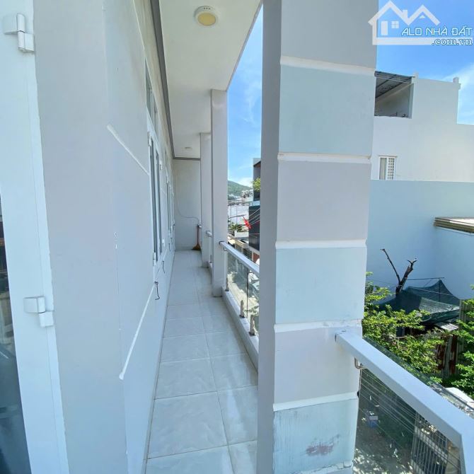 BÁN NHÀ 02 TẦNG GÓC 02 MẶT TIỀN ĐƯỜNG NGÔ VĂN SỞ, TP NHA TRANG GIÁ 6 TỶ - 3
