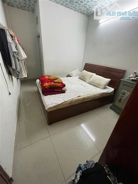 Bán nhà 2 tầng 80m² (5.8x14), Hẻm xe tải QL1A, ngay LK4-5, Lê Trọng Tấn, chỉ hơn 3 tỷ - 3