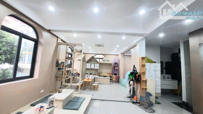 Bán biệt thư nhà vườn Vĩnh Hoàng, Hoàng Mai, vỉa hè ôtô,căn góc thang máy, 110m2X4T mt 20m - 3