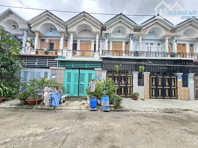 Nhà phố kdc Hoàng Hùng gần chợ Tân Long, phường Tân Đông Hiệp, Tp Dĩ An - 3