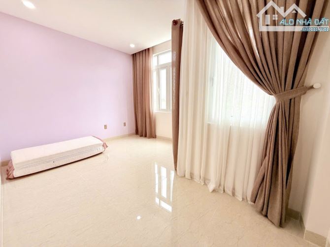 Bán Nhà Đẹp 4 Tầng Hẻm Xe Hơi, Khu Phân Lô Linh Đông, DT 51m 4PN Chỉ 6. x Tỷ - 3