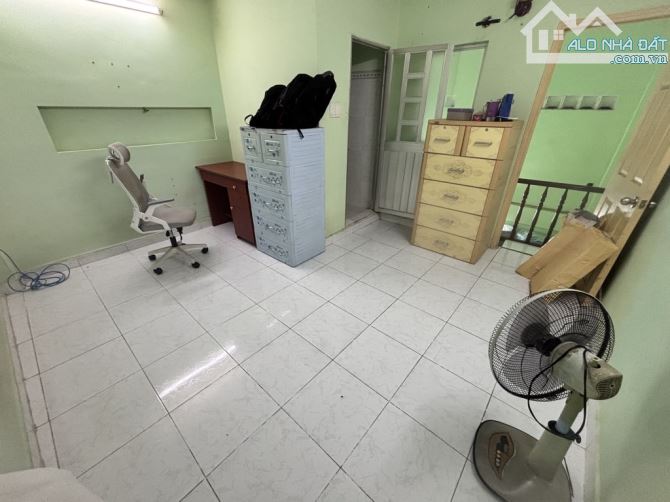 Bán nhà hẻm 76 Dương Cát Lợi, TT. Nhà Bè Nhà Bè. 53m2 - 3