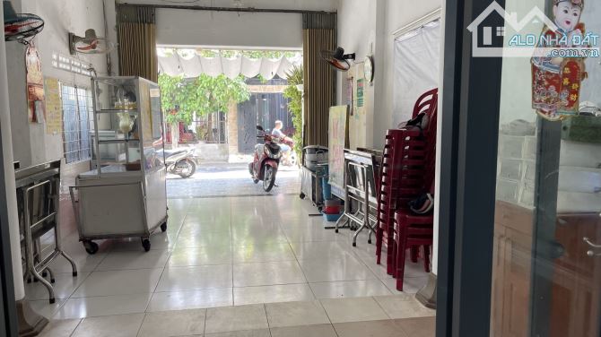 🏫Bán Nhà Chính Chủ : Mặt Tiền Đường Hòa Mỹ.  🌹DT 148m2 - (6×25m) sổ đẹp vuông vức.  🎄Vị - 3
