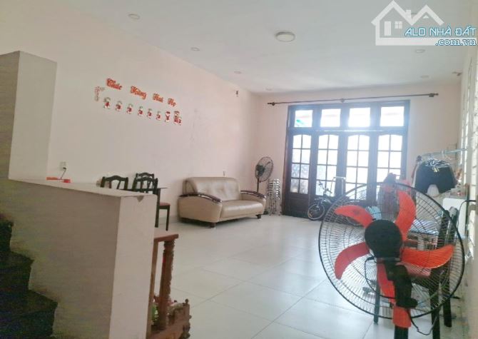 BÁN NHÀ 3 TẦNG – LÝ PHỤC MAN Q7 – DIỆN TÍCH KHỦNG 10x27M - 3