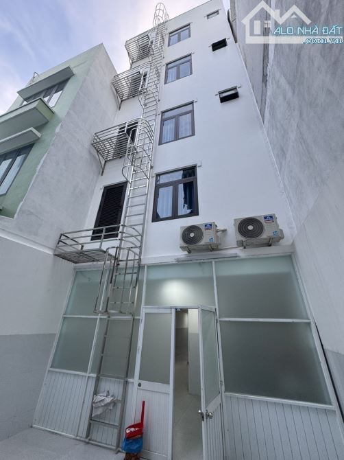 CHDV mặt tiền đường gần khu Bàu Cát, 140m2, 6 tầng thang máy, - 3
